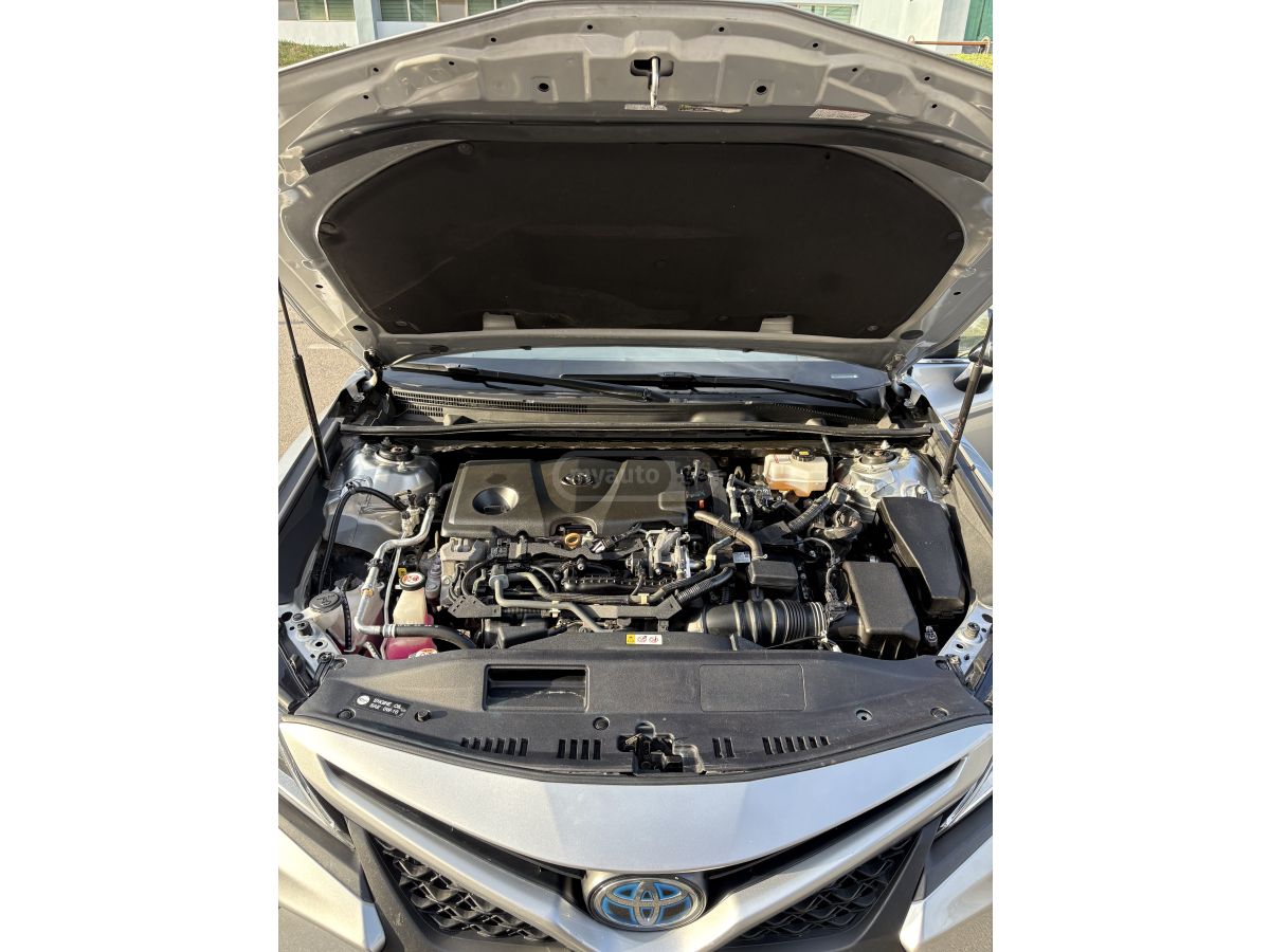 Toyota Camry - фото 6