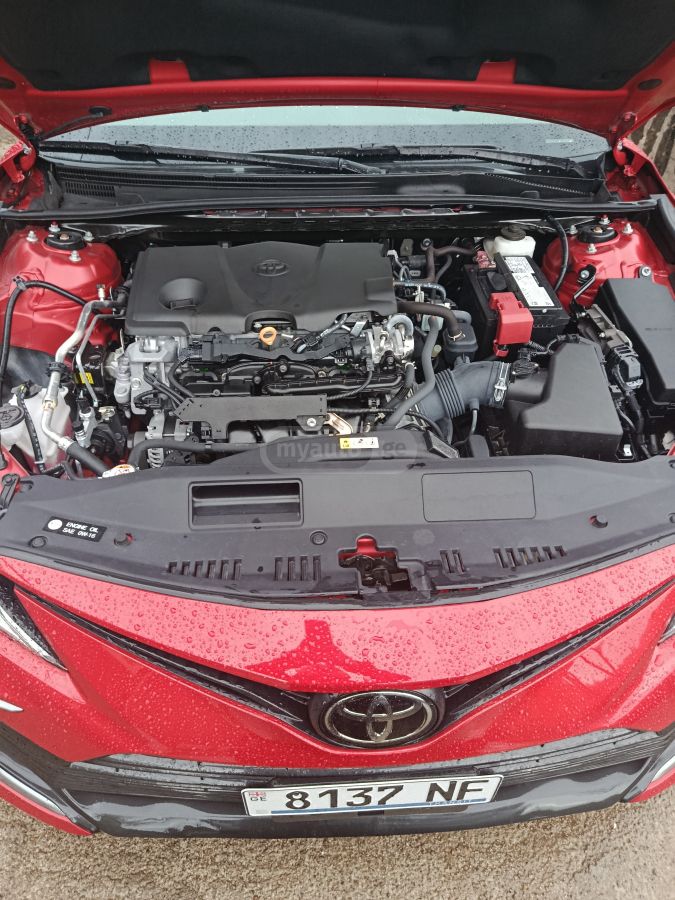 Toyota Camry - фото 3