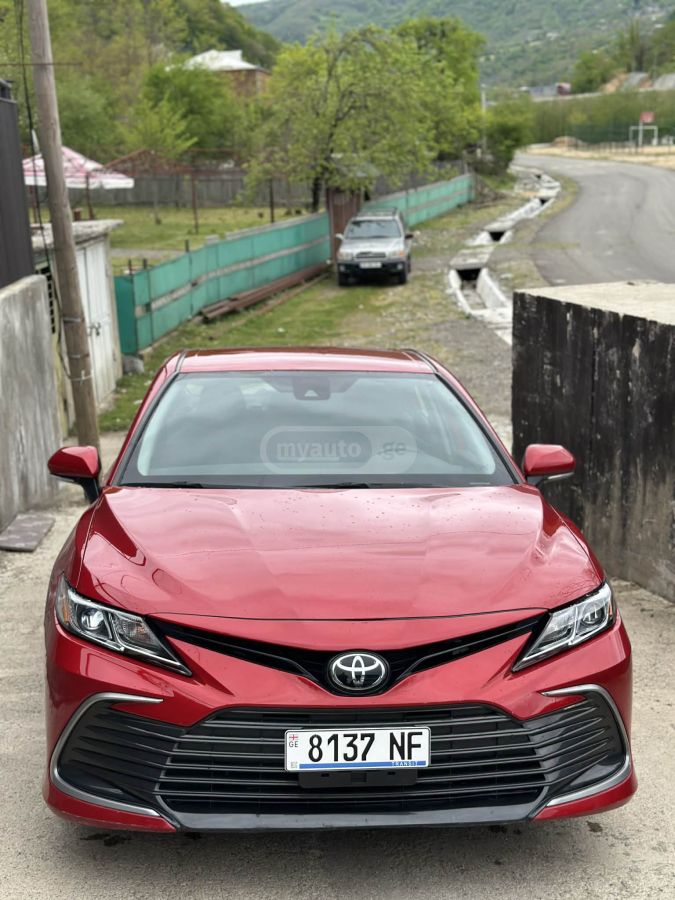 Toyota Camry - фото 4