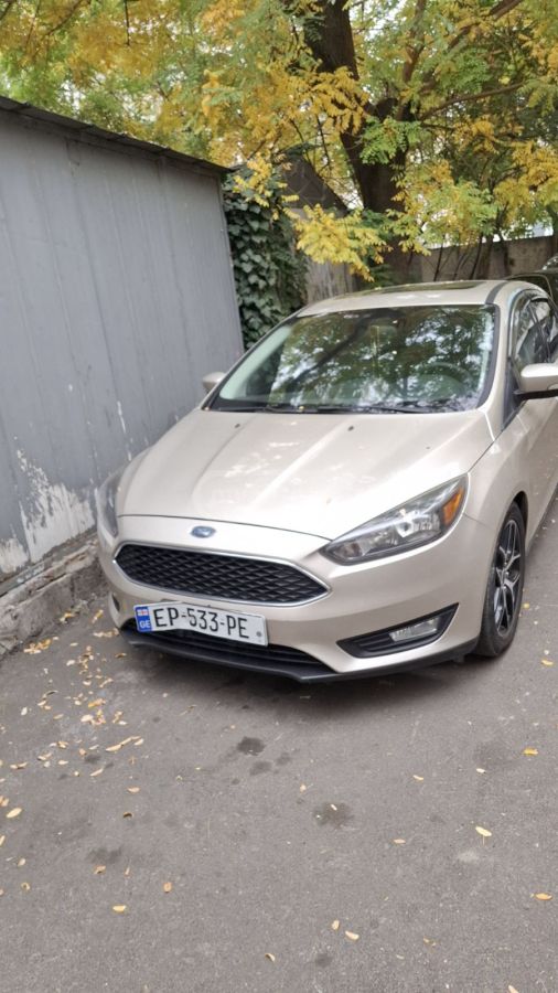 Ford Focus - фото 1