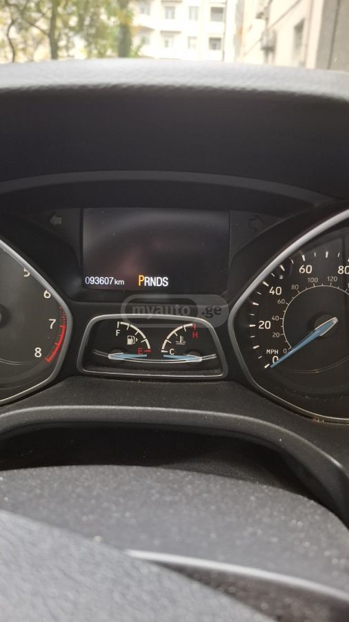 Ford Focus - фото 2