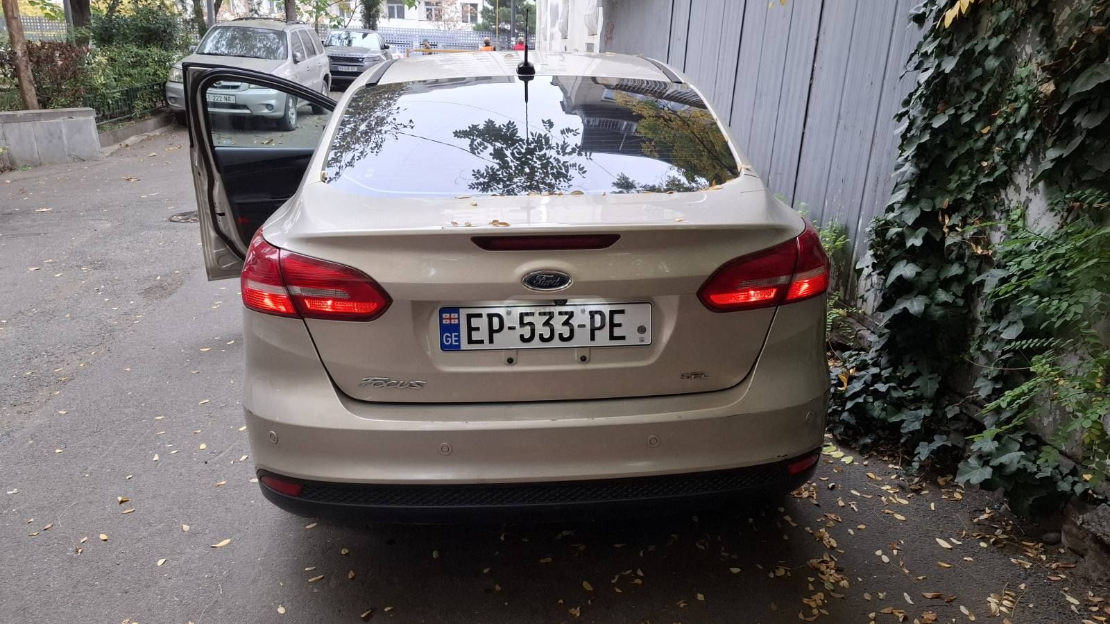 Ford Focus - фото 3