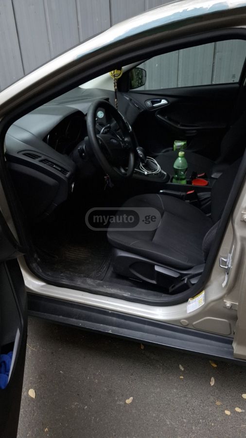 Ford Focus - фото 6