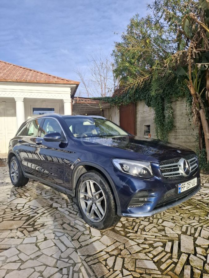 Mercedes-Benz GLC 250 - фото 1