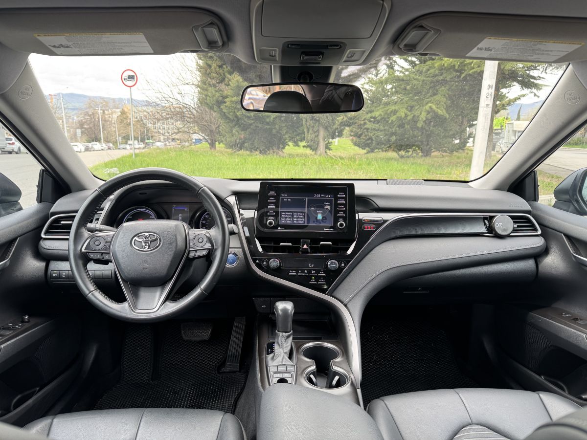 Toyota Camry - фото 7