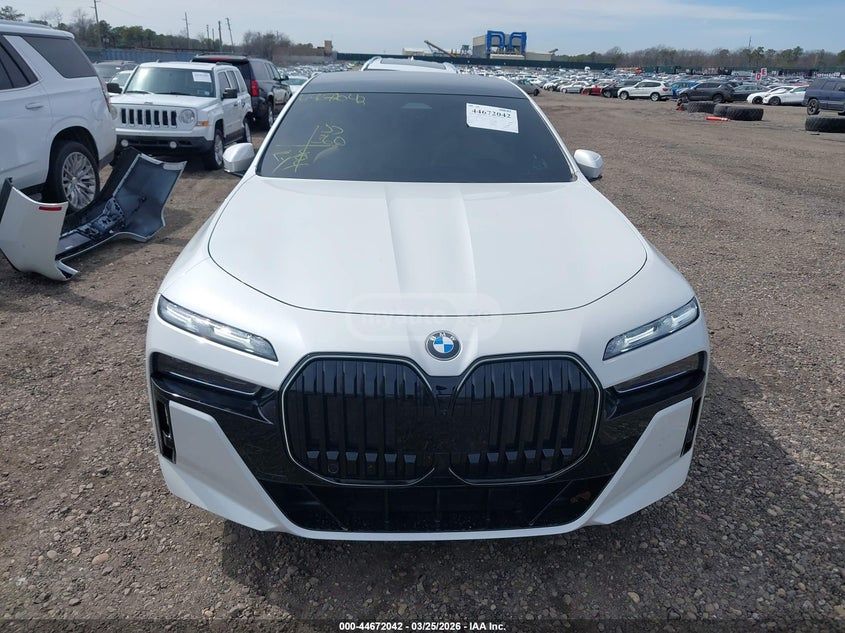 BMW 740 - фото 12