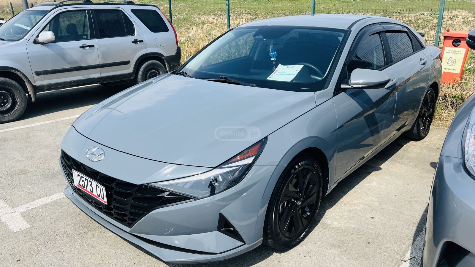 Hyundai Elantra - фото 2