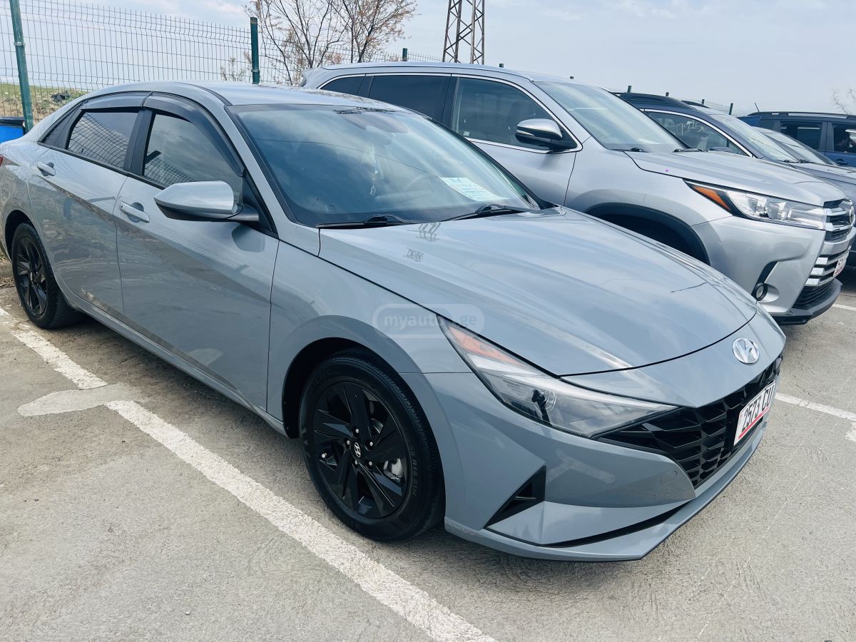 Hyundai Elantra - фото 7