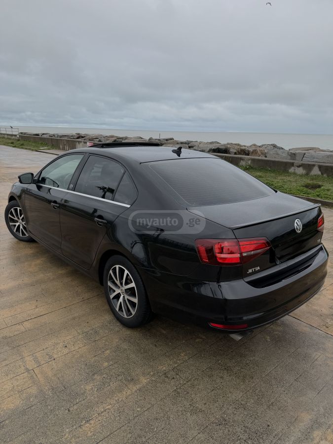 Volkswagen Jetta - фото 6