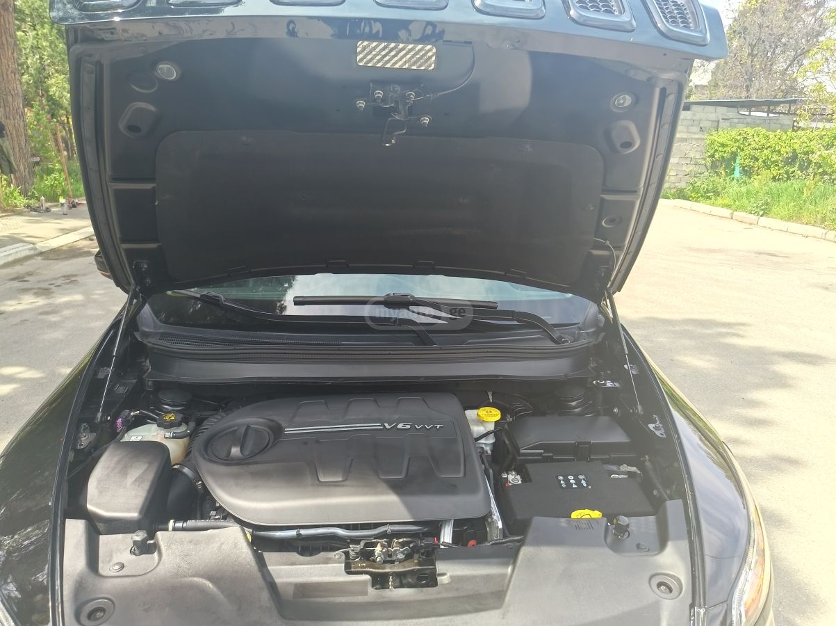 Jeep Cherokee - фото 9