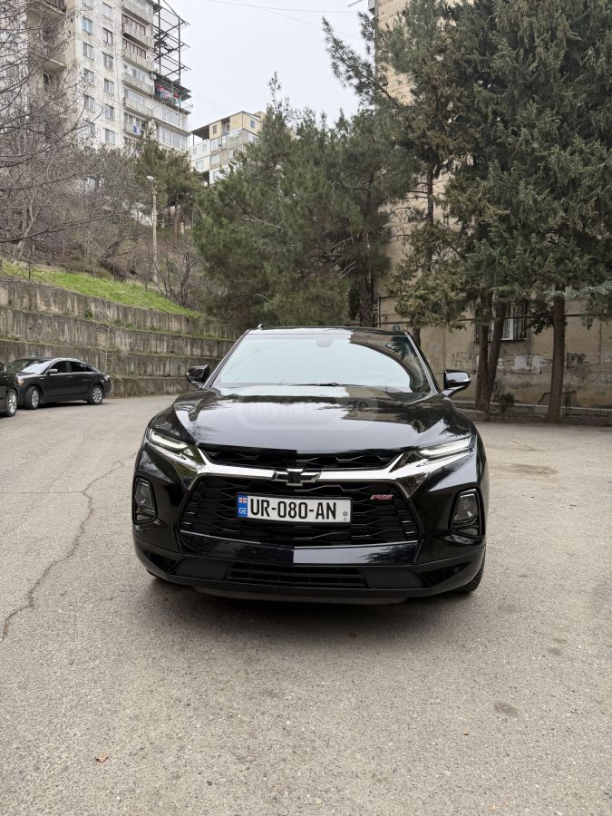 Chevrolet Blazer - фото 1