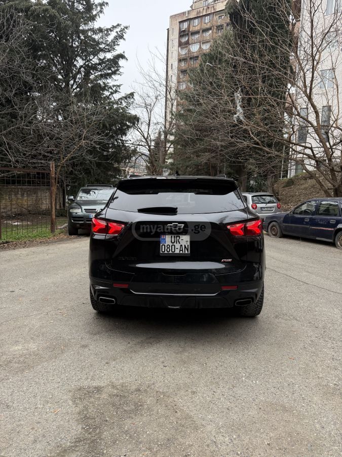 Chevrolet Blazer - фото 2