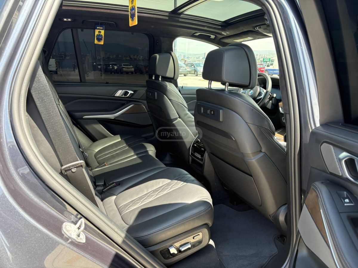 BMW X5 - фото 11