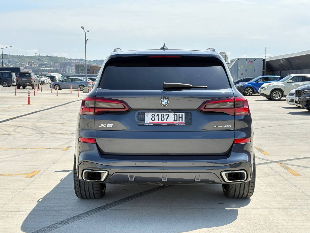 BMW X5 - фото 5