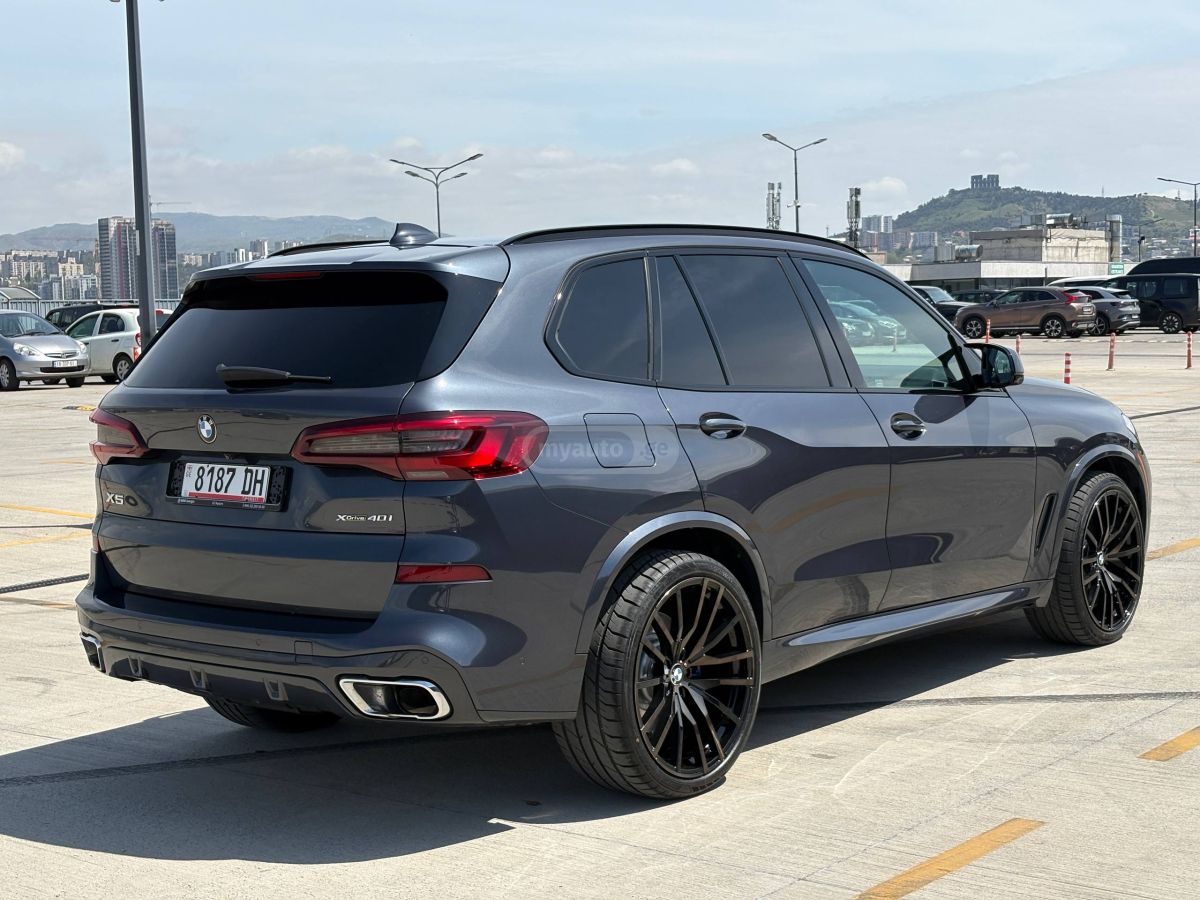 BMW X5 - фото 6