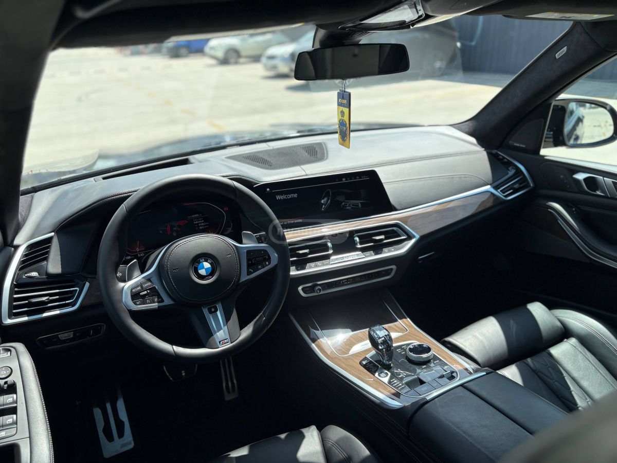 BMW X5 - фото 8