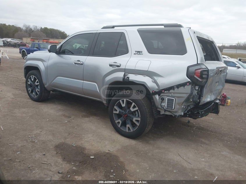 Toyota 4 Runner trd 2025 — миниатюра 3