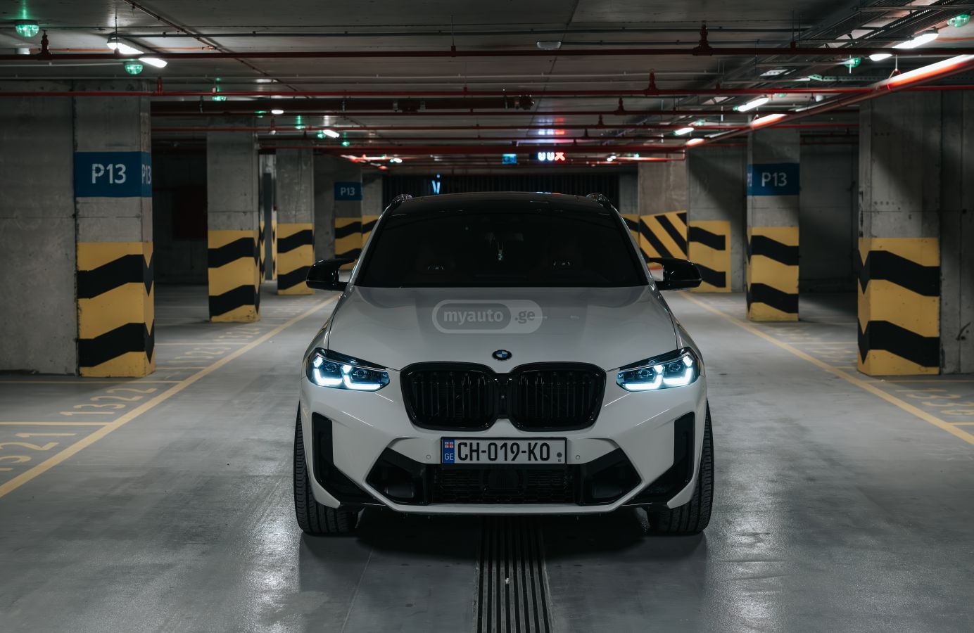 BMW X4 - фото 1