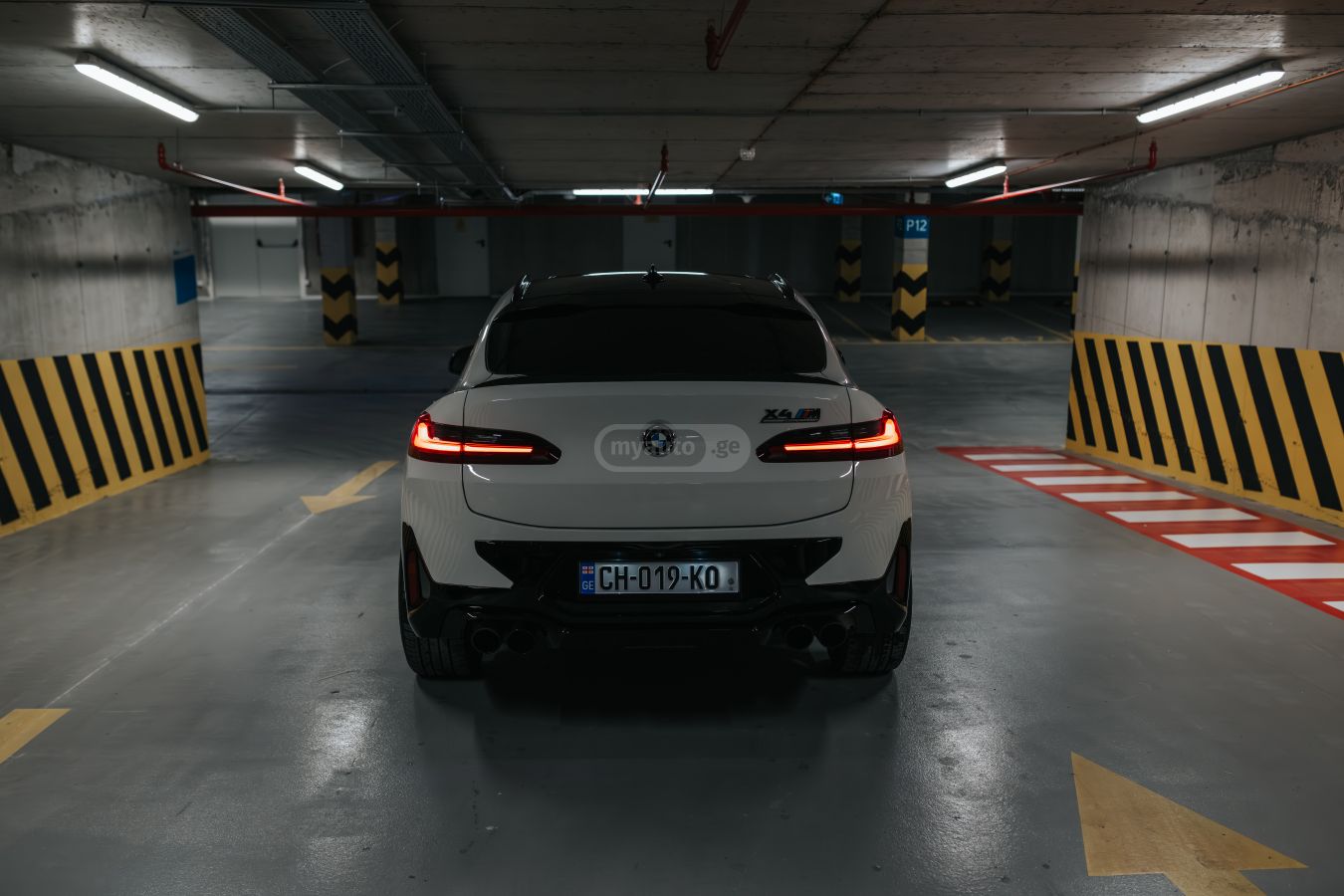 BMW X4 - фото 14