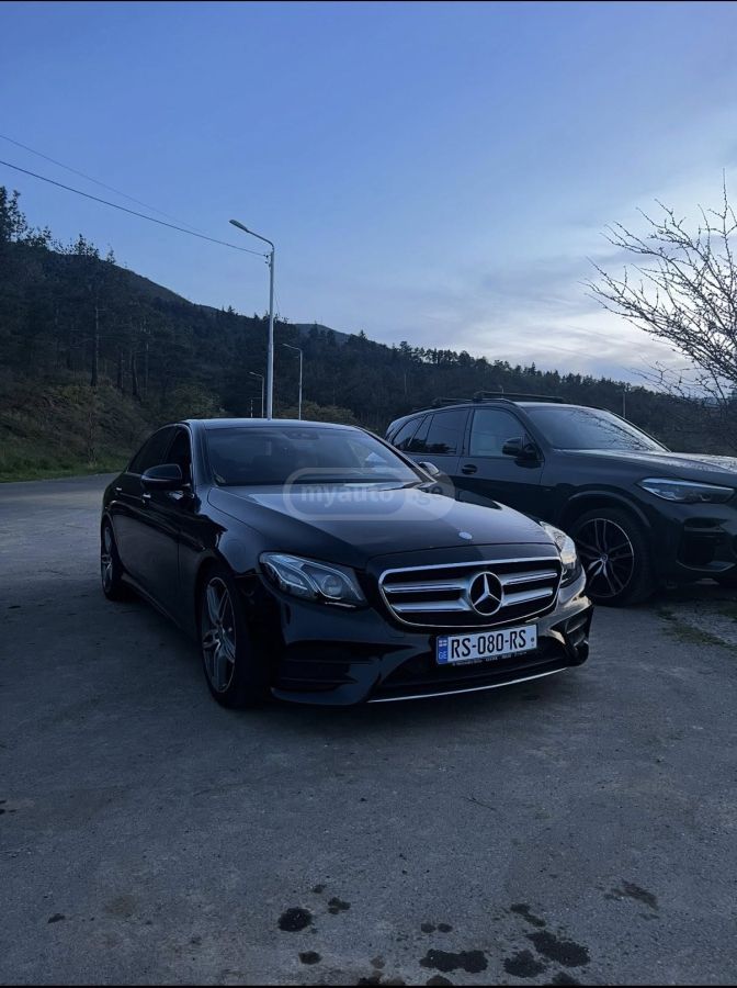 Mercedes-Benz E 220 - фото 2