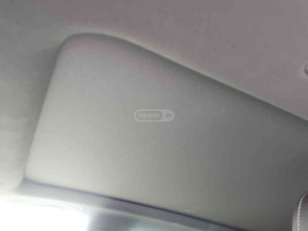 Cadillac XT5 — миниатюра 10