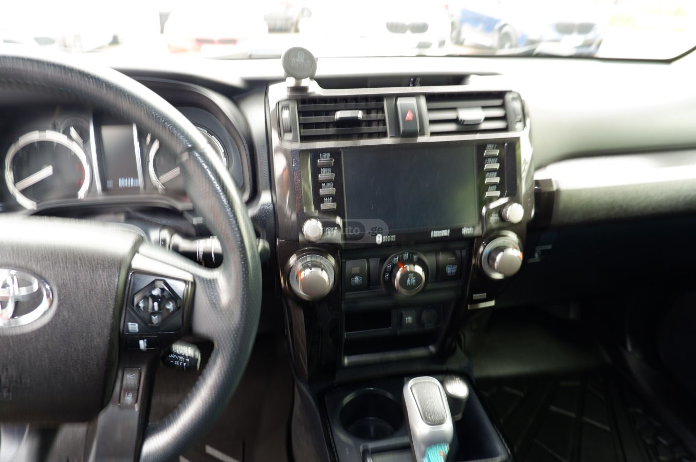 Toyota 4Runner - фото 13