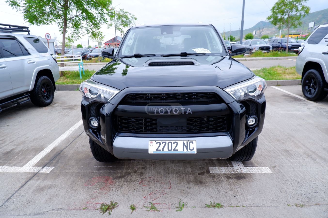 Toyota 4Runner - фото 2