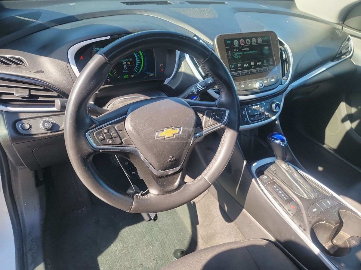Chevrolet Volt - фото 14