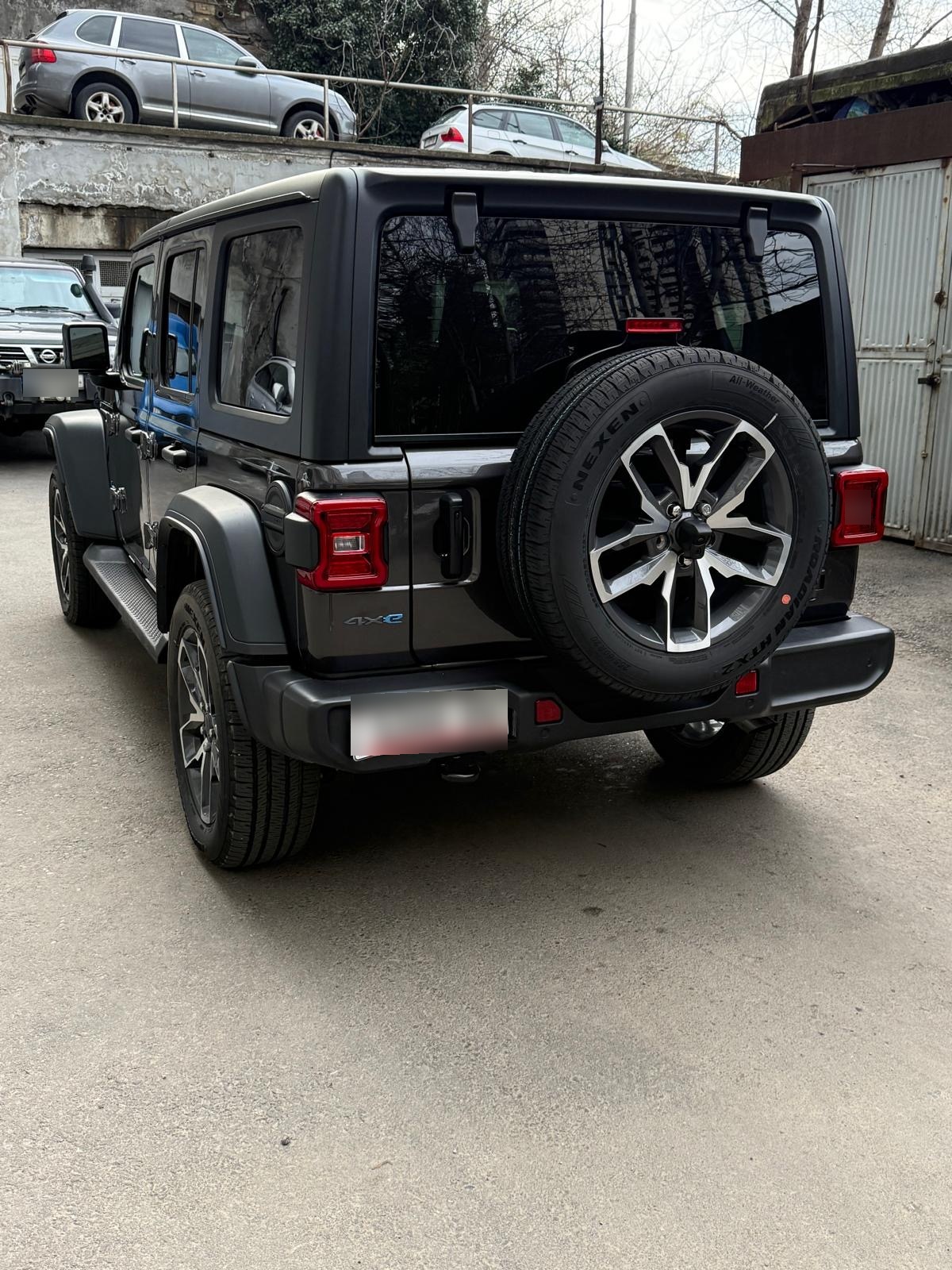 Jeep Wrangler - фото 3