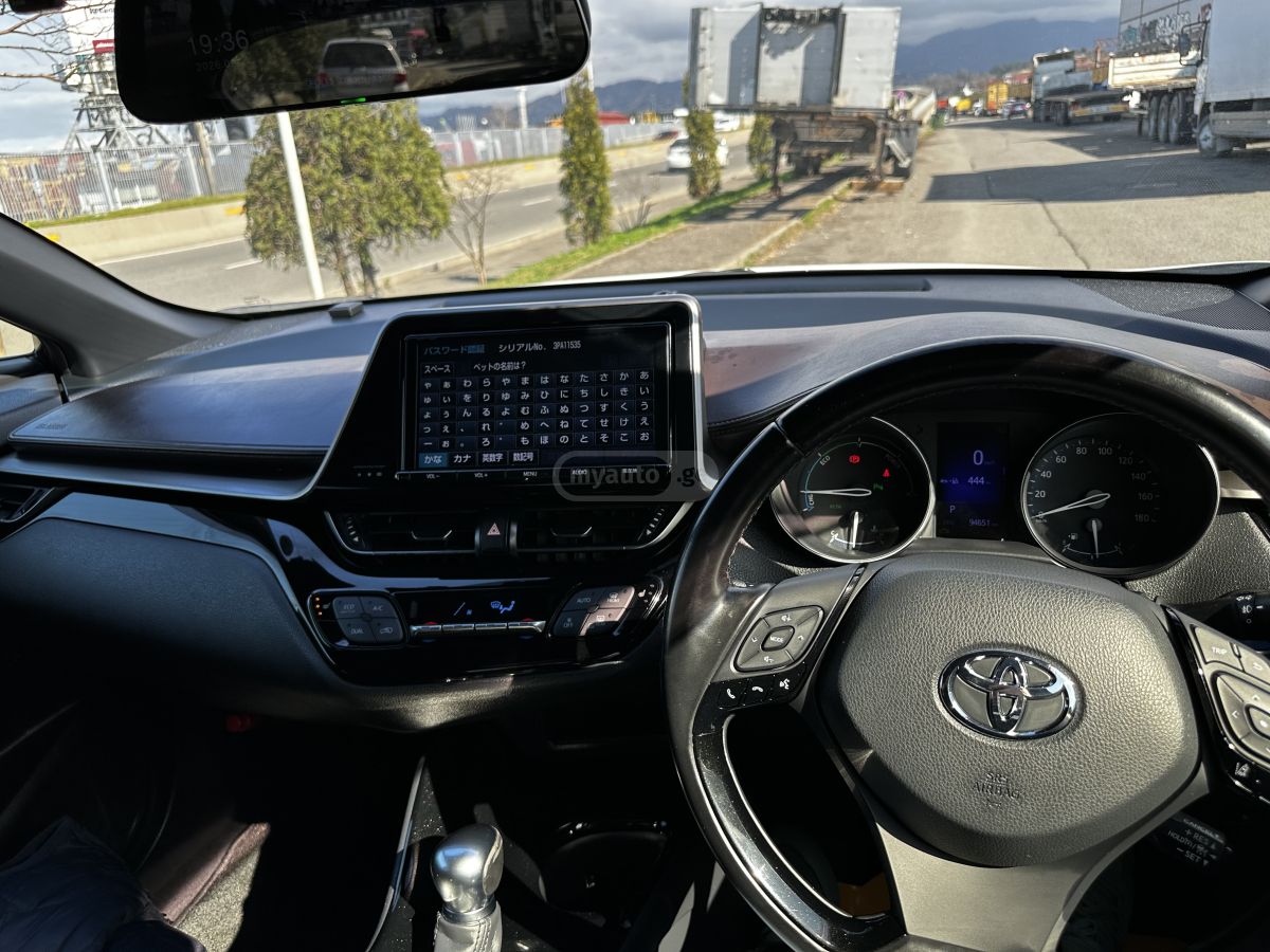 Toyota CHR - фото 12