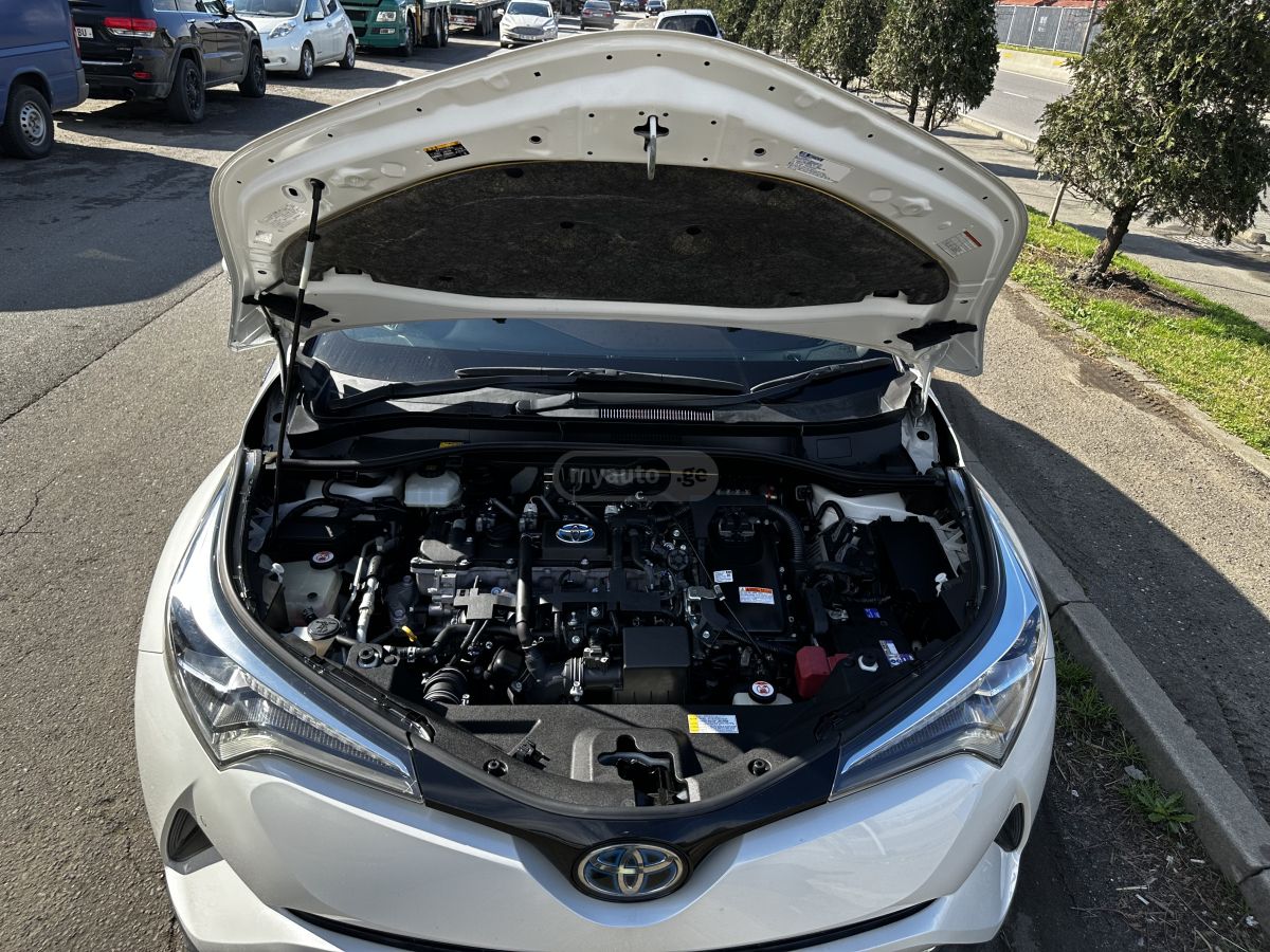 Toyota CHR - фото 7