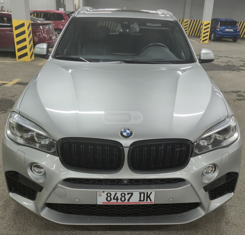 BMW X5 - фото 10