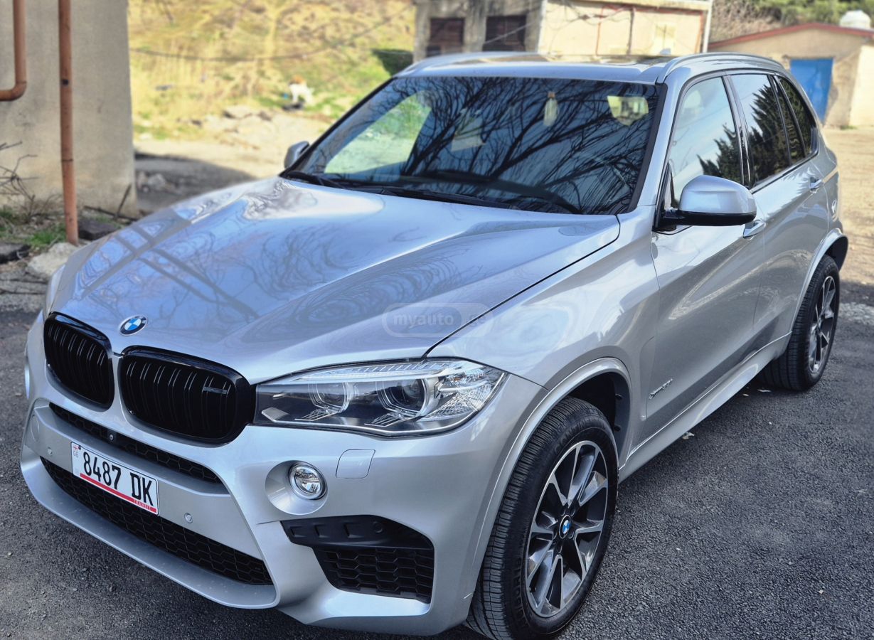 BMW X5 - фото 7