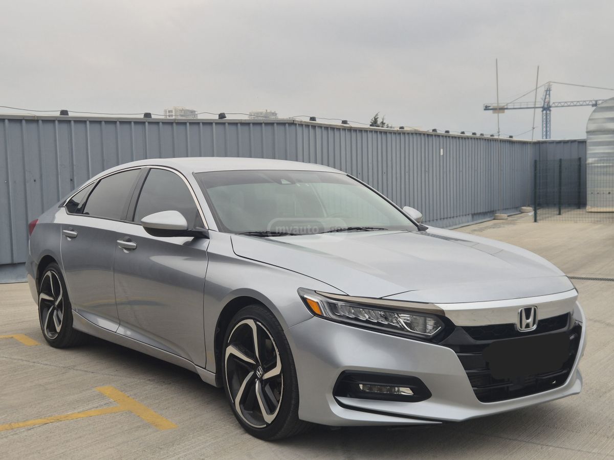 Honda Accord - фото 1