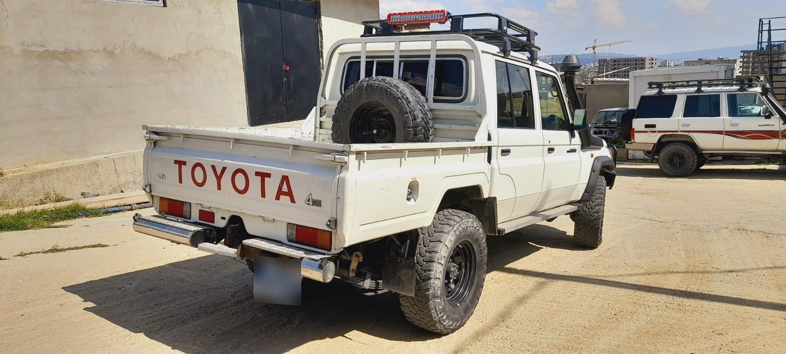Toyota Land Cruiser - фото 3