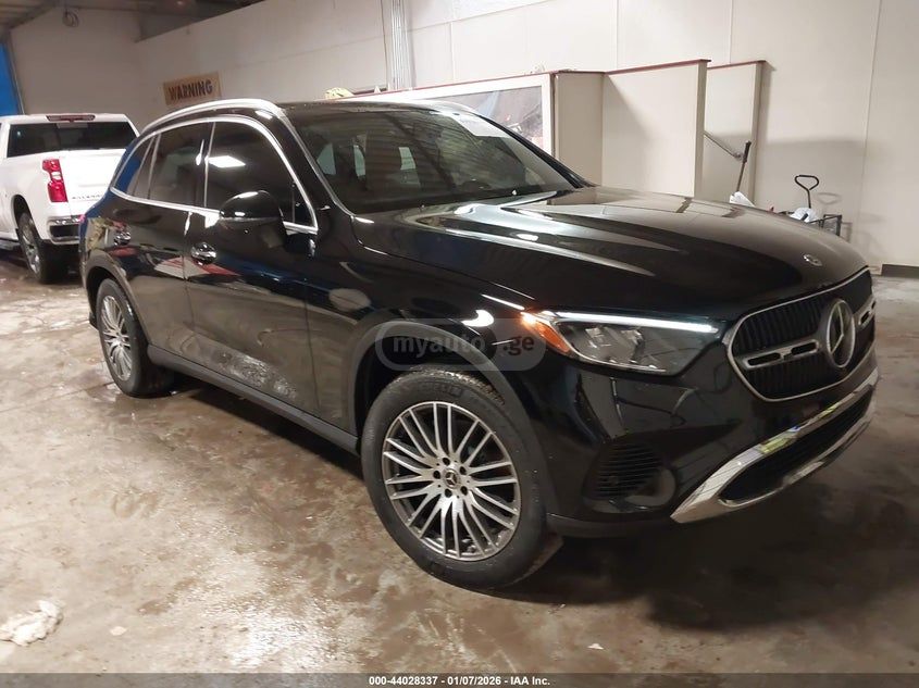 Mercedes-Benz GLC 300 2025 — миниатюра 1