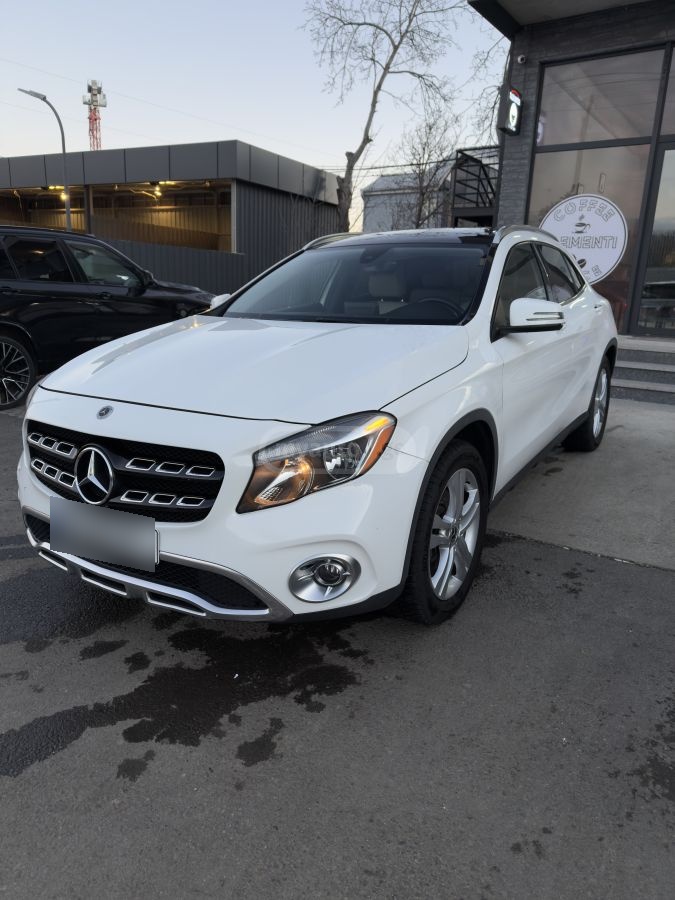 Mercedes-Benz GLA 250 - фото 1