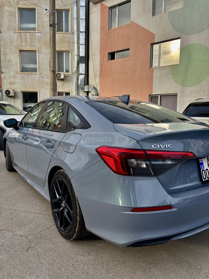 Honda Civic - фото 1