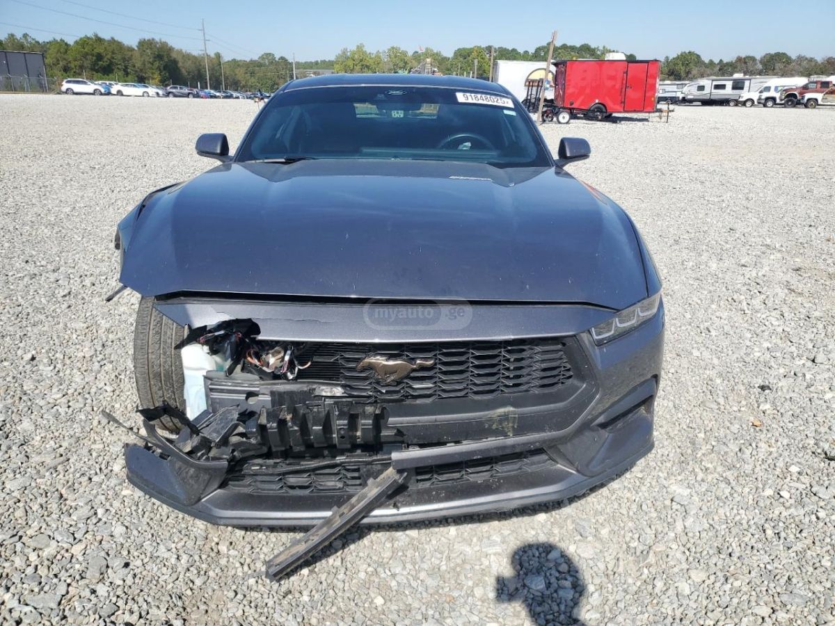 Ford EcoBoost Premium 2dr Convertib — миниатюра 8