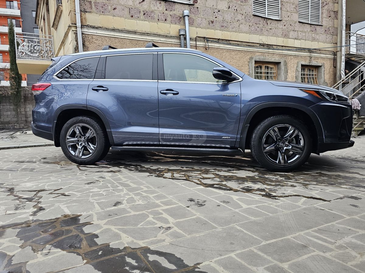Toyota Highlander - фото 10