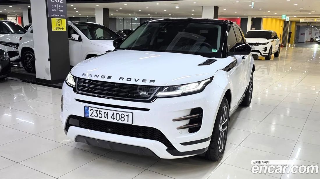 Land Rover Range Rover Evoque 2025 — миниатюра 11
