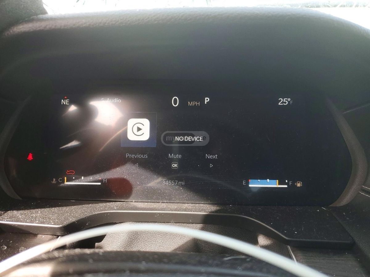 Jeep Grand Cherokee - фото 9