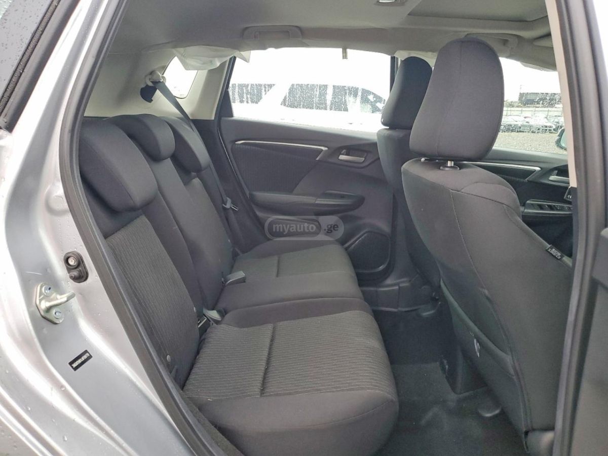 Honda FIT - фото 10