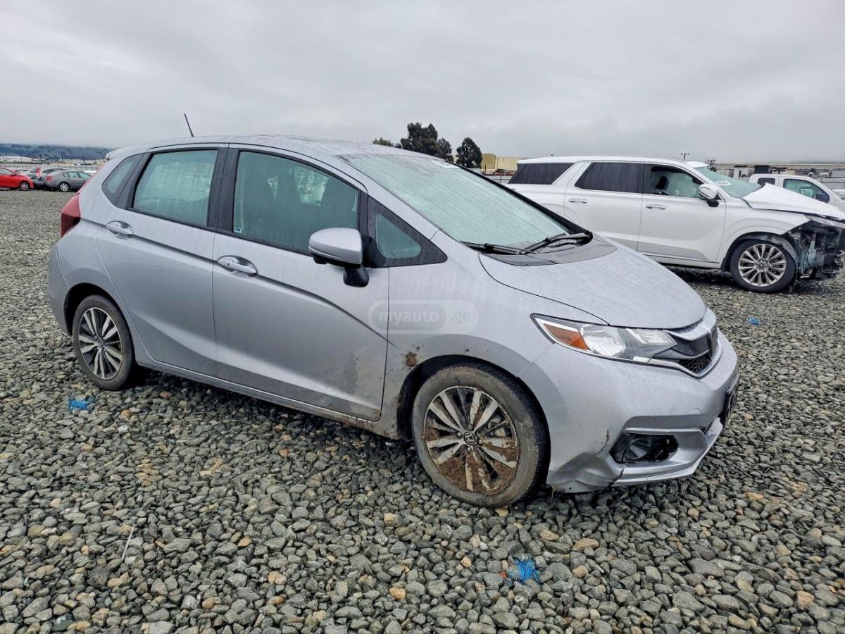 Honda FIT - фото 4