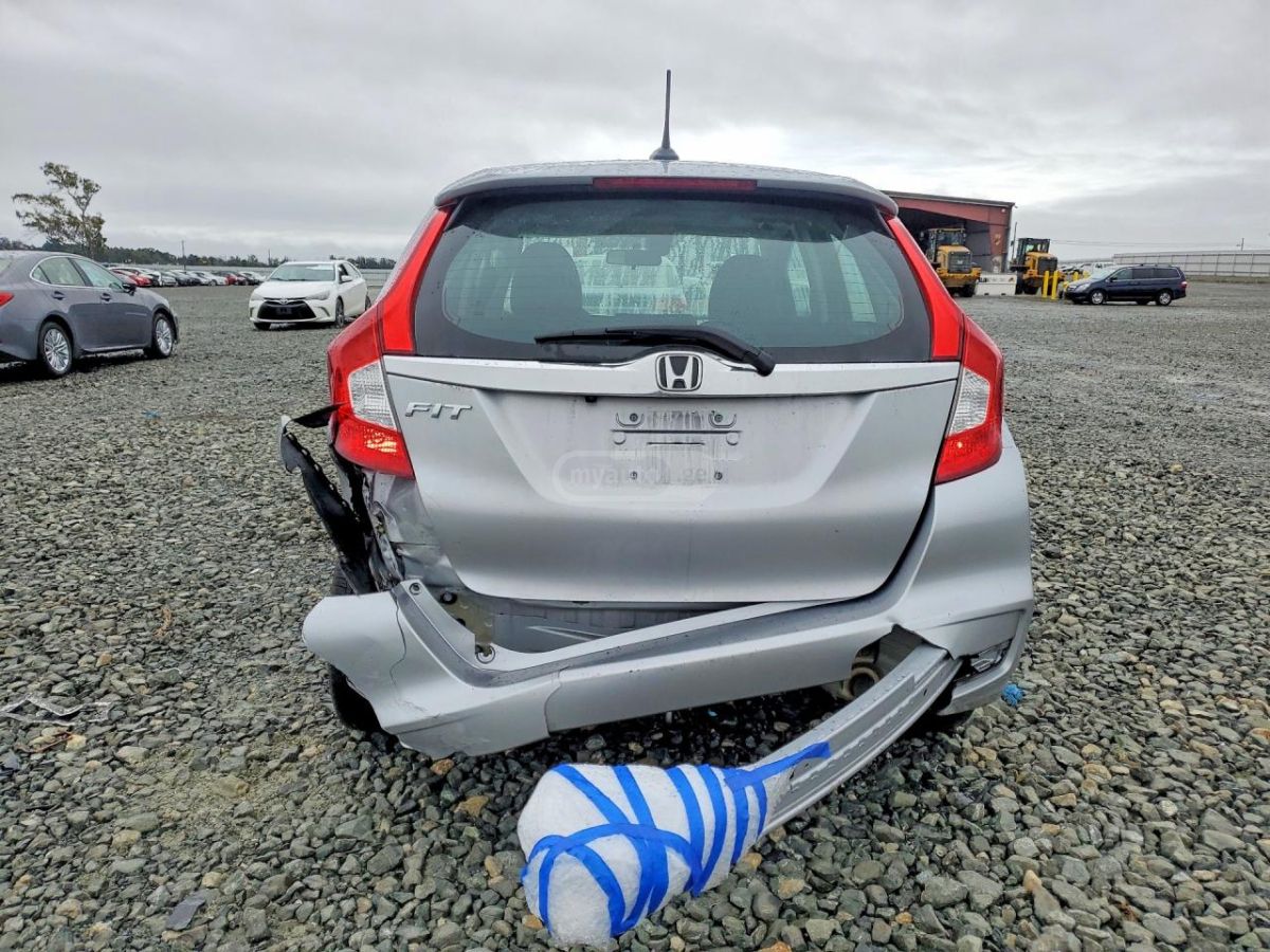 Honda FIT - фото 6