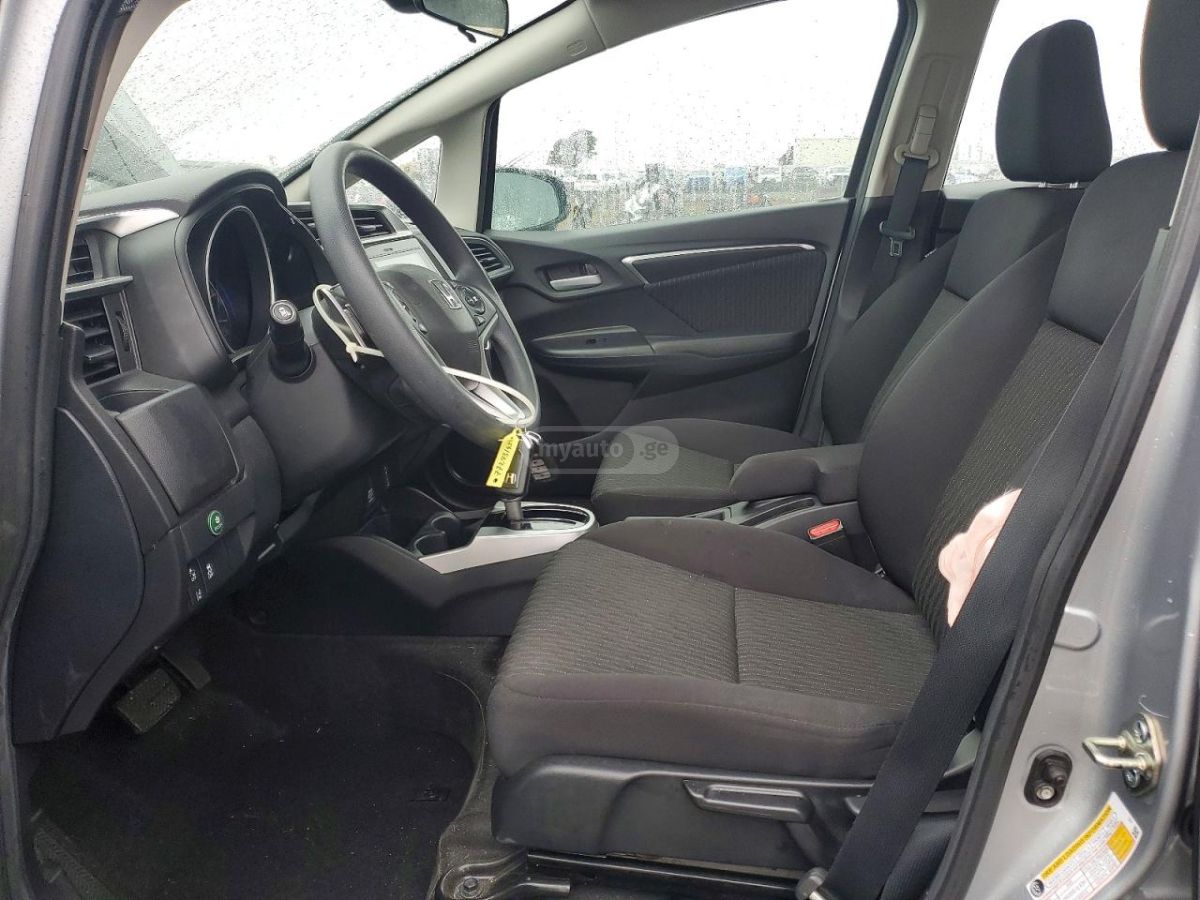 Honda FIT - фото 7