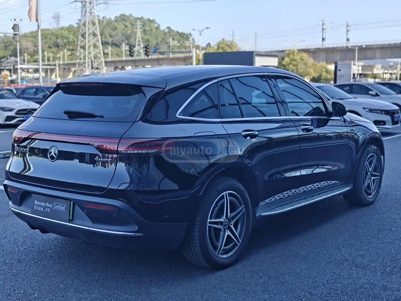 Mercedes-Benz EQC 2021 — миниатюра 7