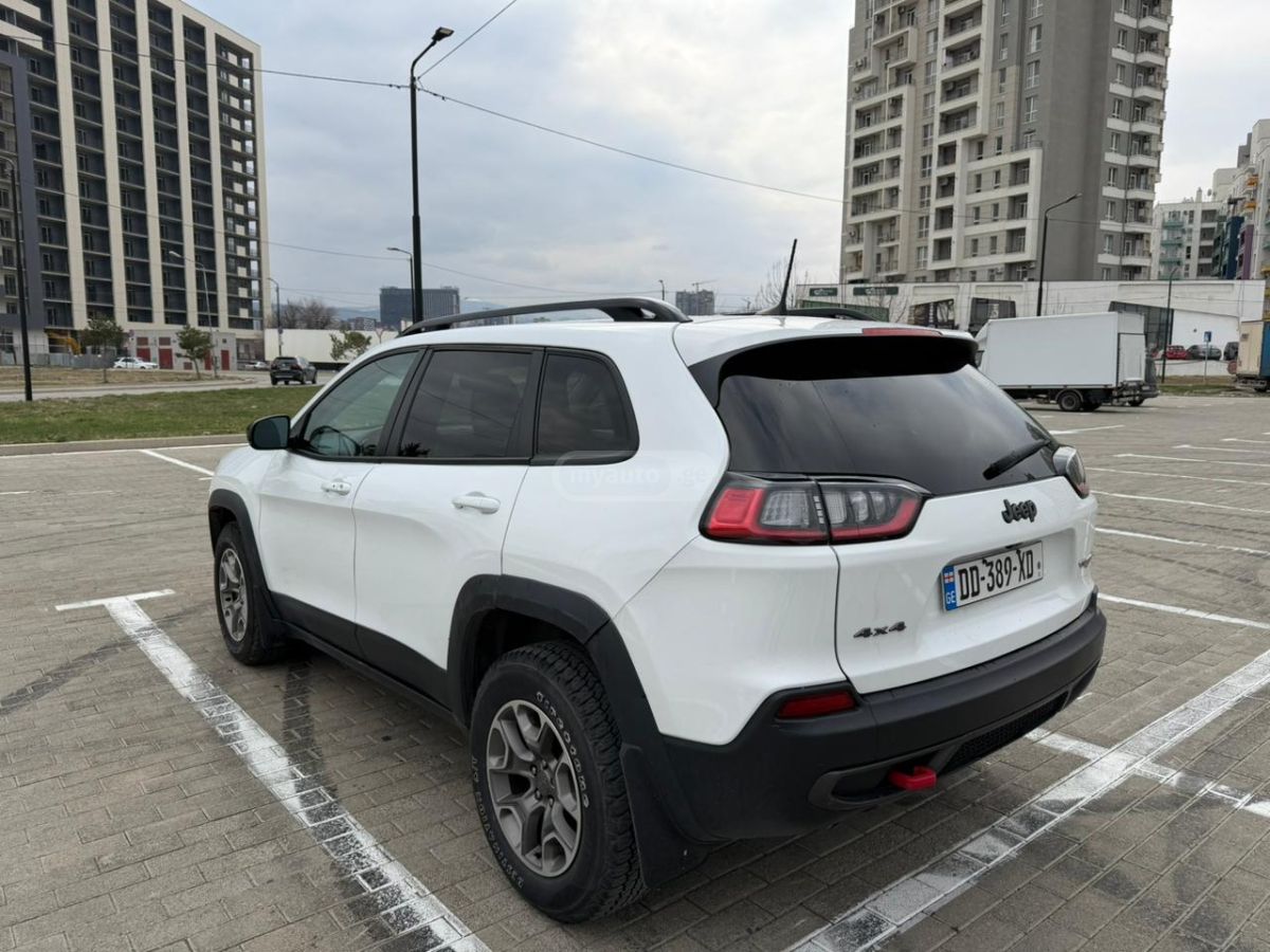 Jeep Trailhawk 4dr 4x4 Automatic — миниатюра 4