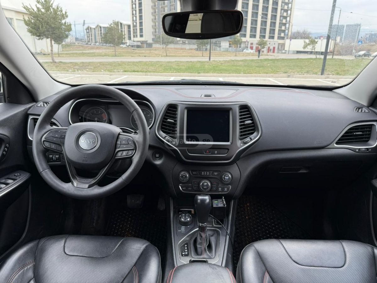 Jeep Trailhawk 4dr 4x4 Automatic — миниатюра 7