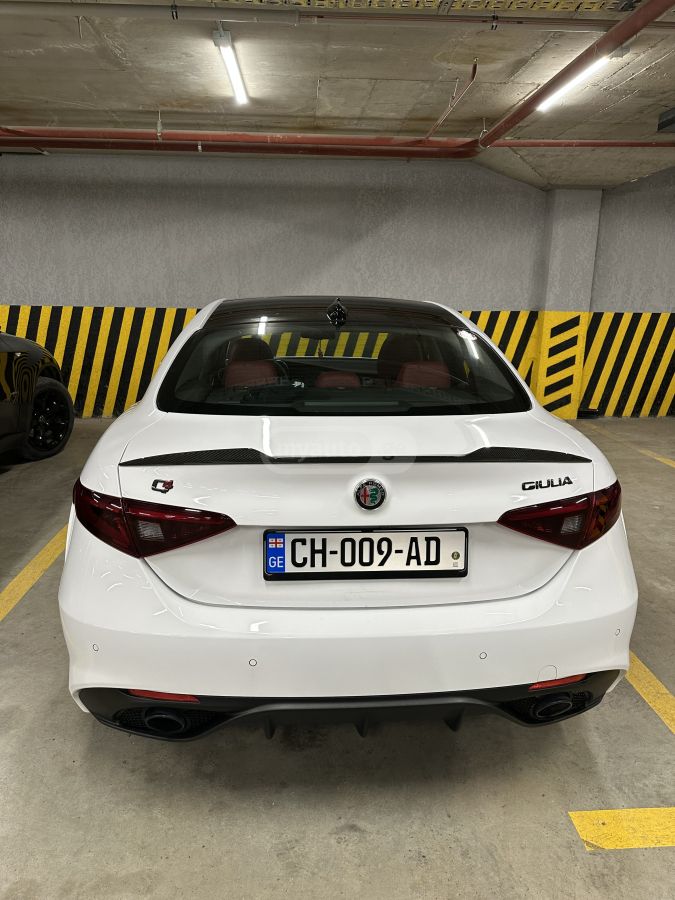 Alfa Romeo Giulia - фото 13